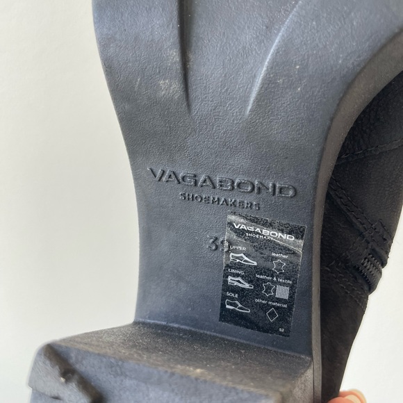 Vagabond Shoemaker Chunky Zip Up Booties - Picture 5 of 9